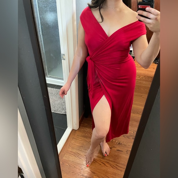 NWOT Reformation “sage” dress in red - Picture 6 of 6